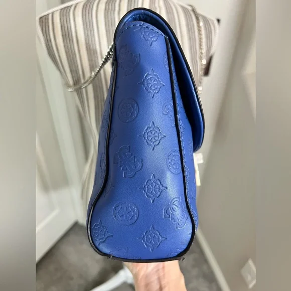 GUESS NWOT Blue Peony Debossed Logo Crossbody Shoulder Bag - Picture 6 of 14